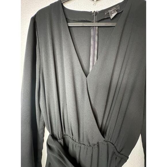 Halogen Black Women's Longsleeve Belted Jumpsuit Size M V-Neck Pockets - Picture 9 of 16